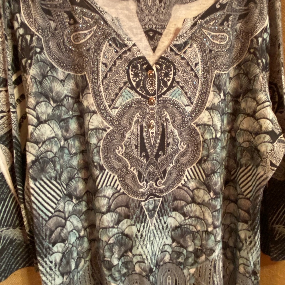 Top, women's